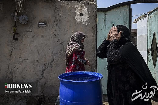 آبرسانی تانکرهای ارتش به روستاهای دشت آزادگان اهواز